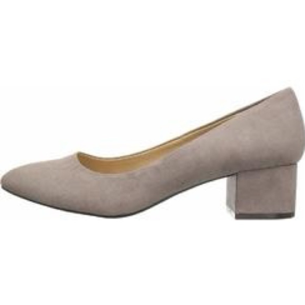 CL By Laundry Block Pump Pebble Taupe Size 8